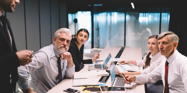 Coaching Emocional para Ejecutivos y Equipos Directivos · Resolución de conflictos en equipos